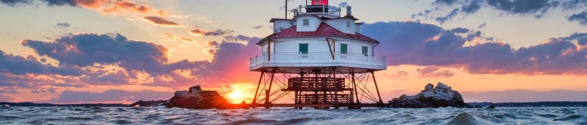 cropped-Thomas_Point_Lighthouse_Thomas_Point_Lighthouse_ac4307d2-2a51-4e42-a0c3-3ba9a5f15186.jpg